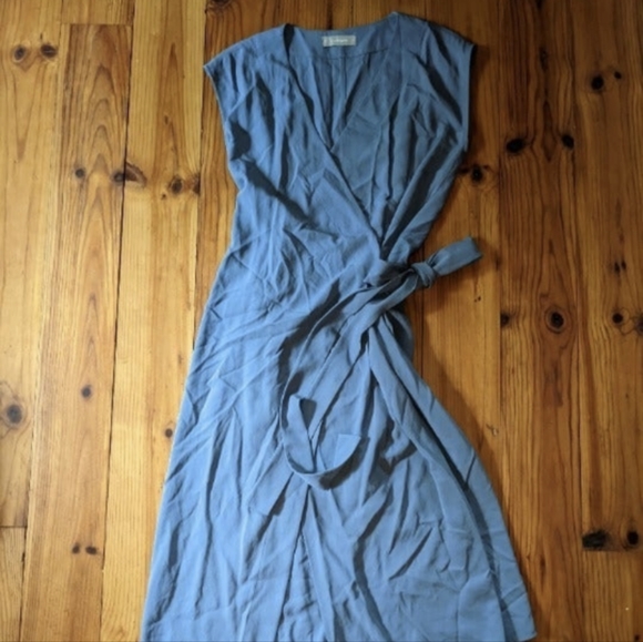 Everlane GoWeave Short sleeve wrap dress Dusty Blue - Picture 2 of 3